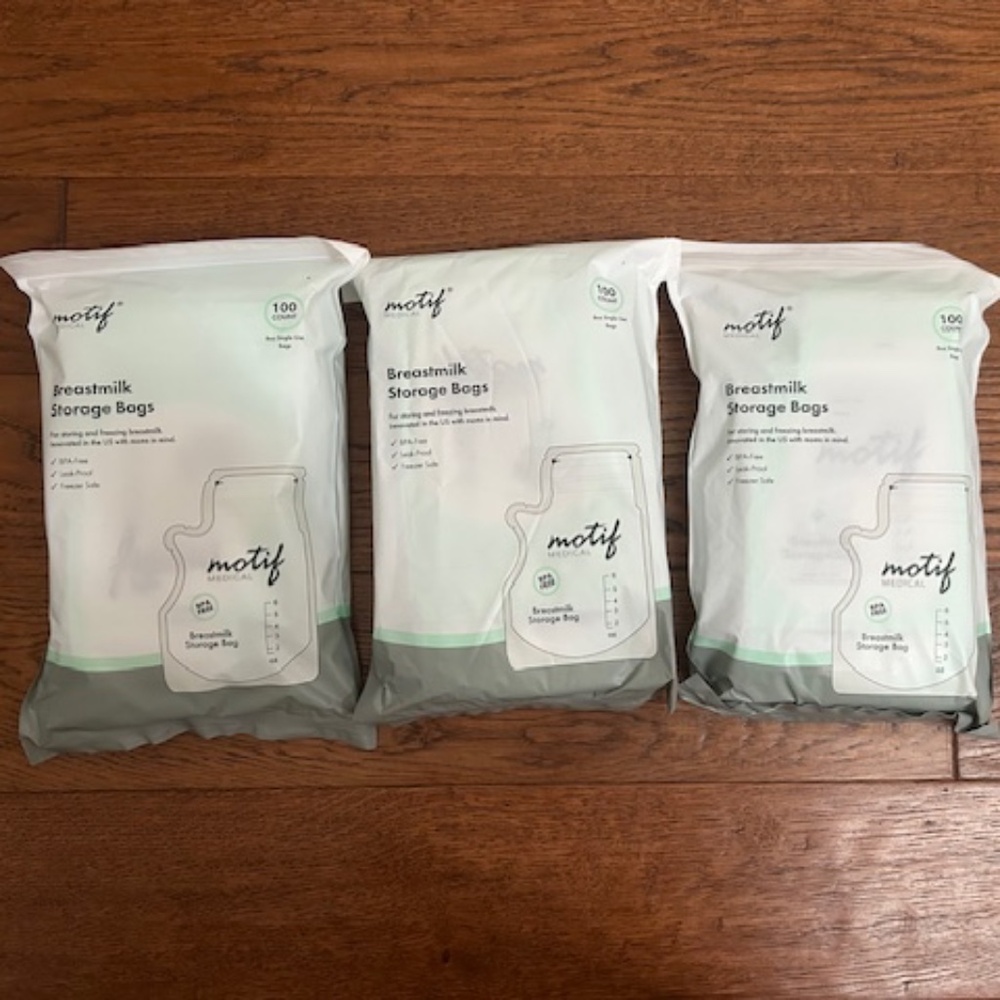 Motif Medical Breastmilk Storage bags, 8oz bags, 100 count, (x3) -New